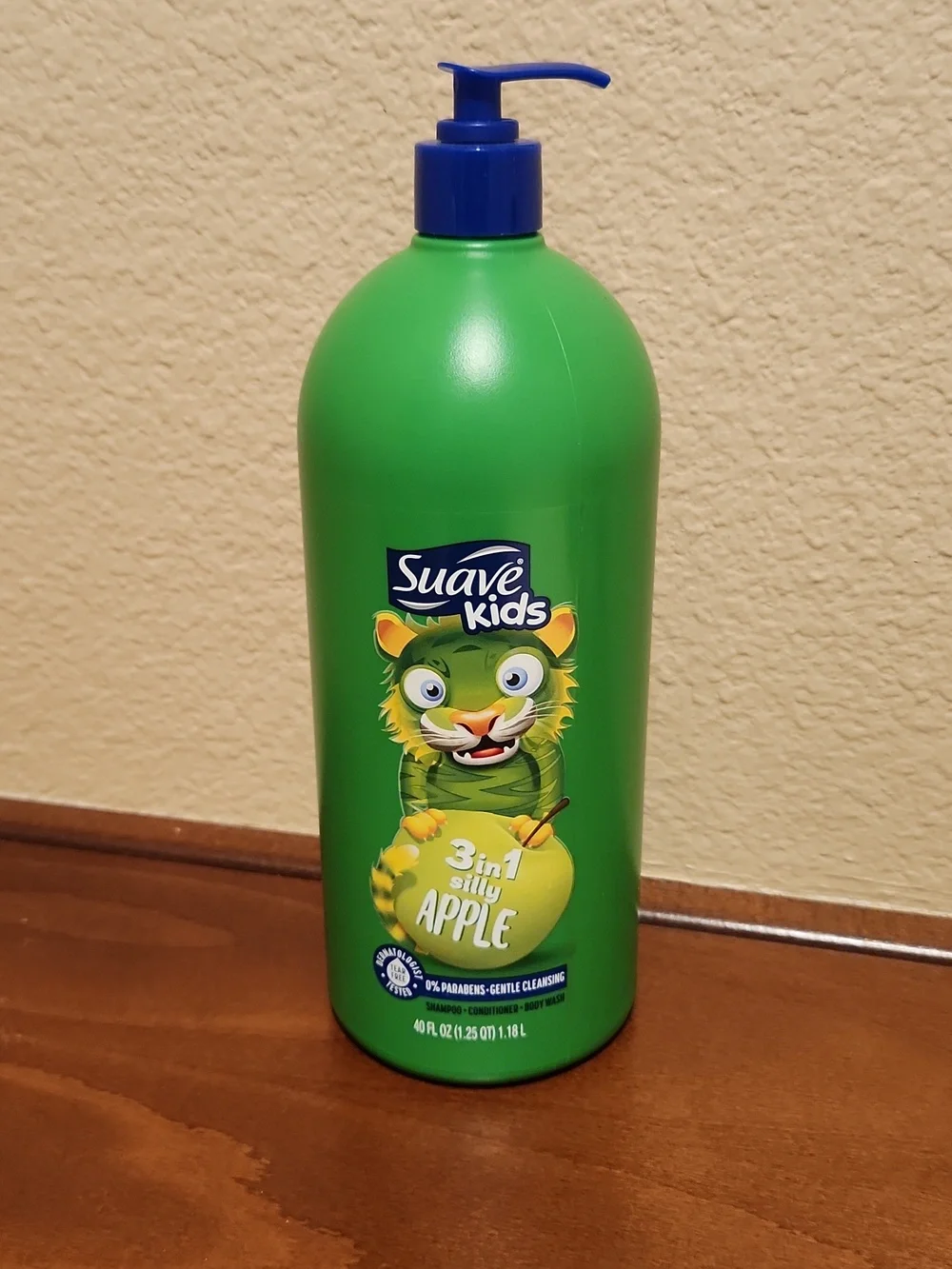 Suave Kids 3-in-1 Silly Apple Shampoo + Conditioner + Body Wash